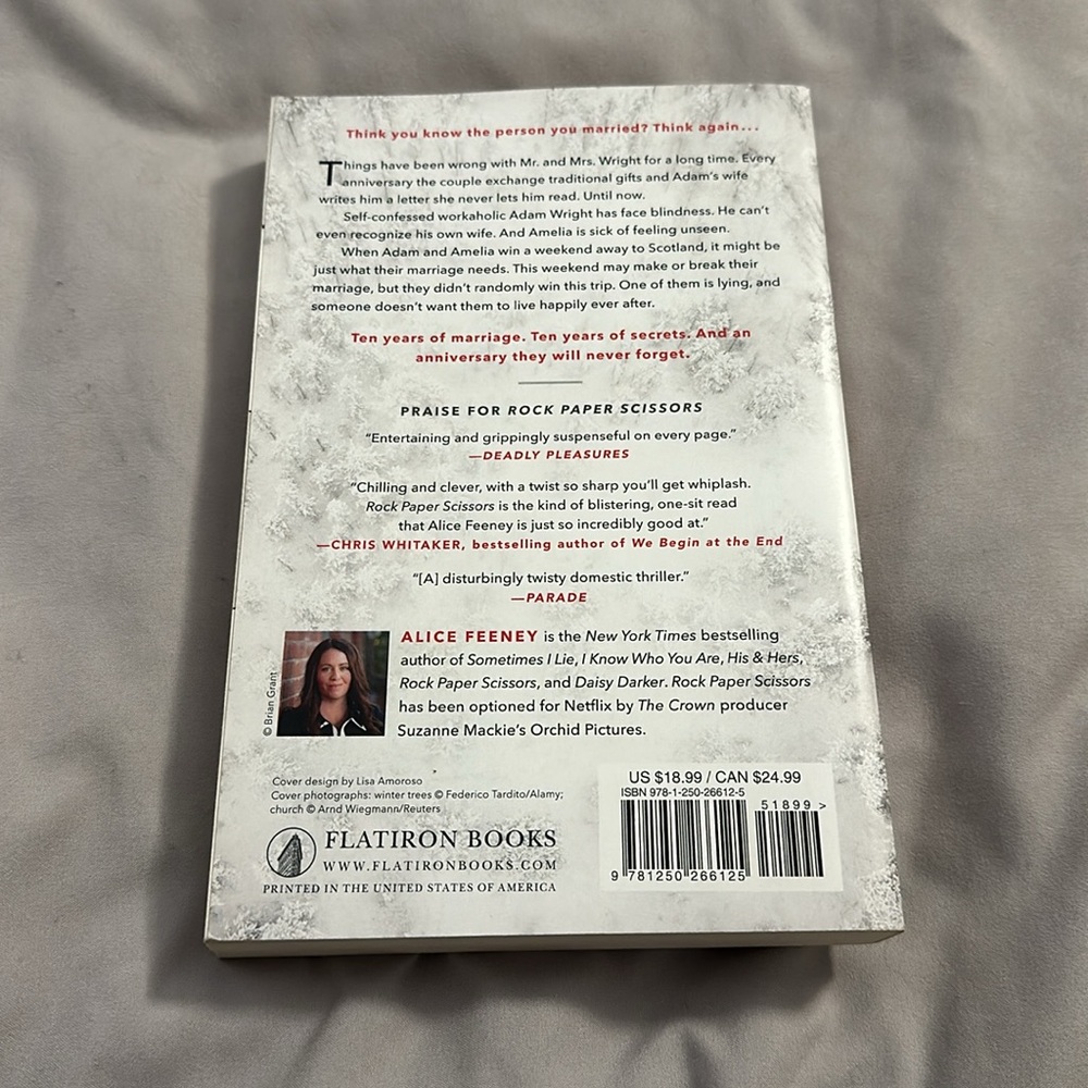 Thriller book bundle - Picture 3 of 5